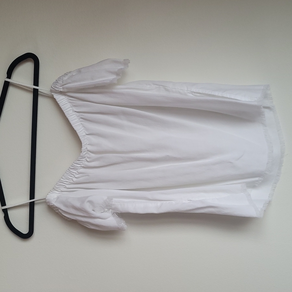 Cloth and Stone | Medium White NWOT off the shoulder top